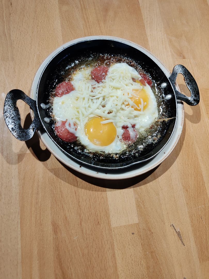 SUCUKLU VE KAŞARLI YUMURTA