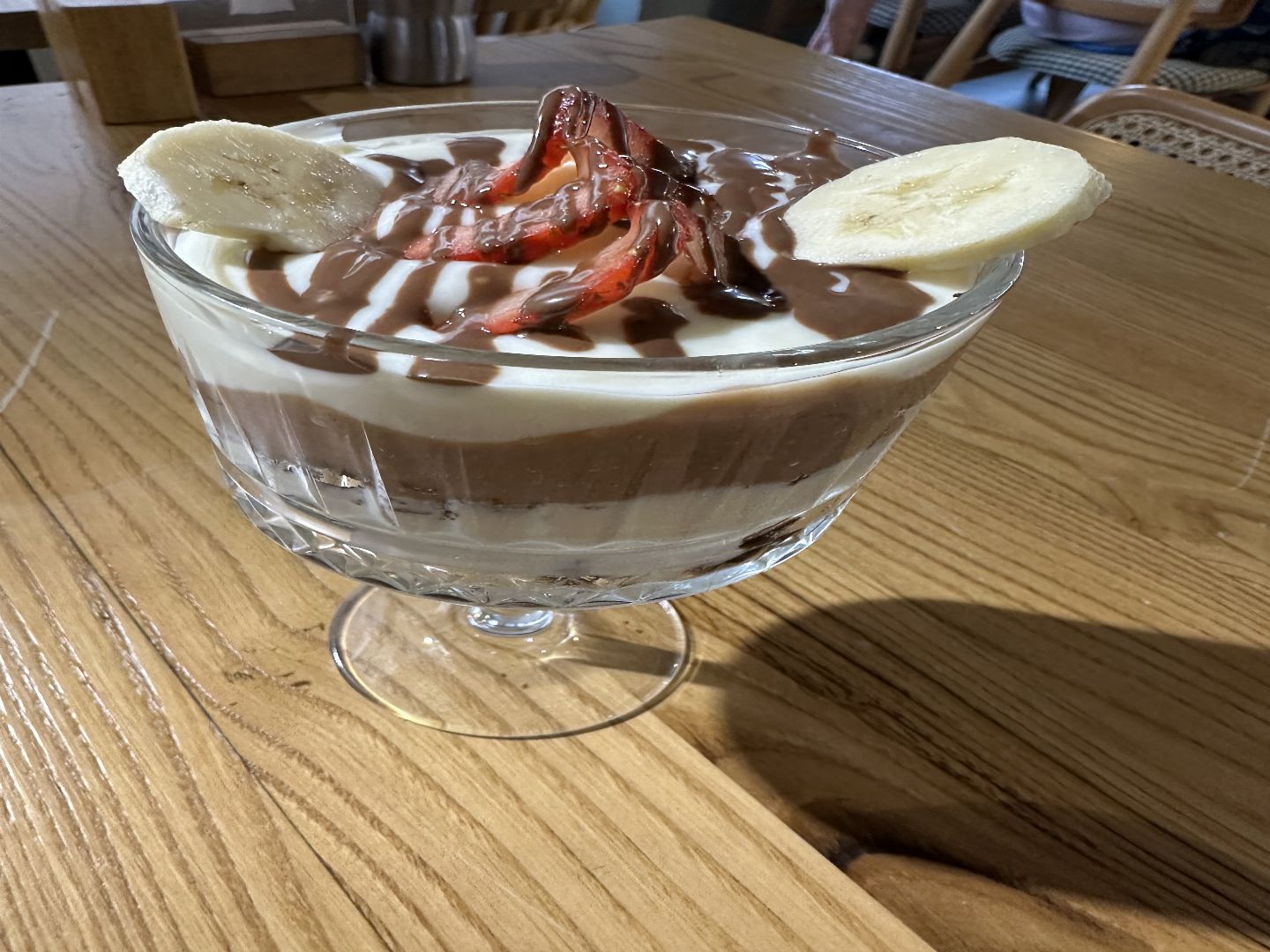 İSTEDİĞİN KAHVE VE TATLI